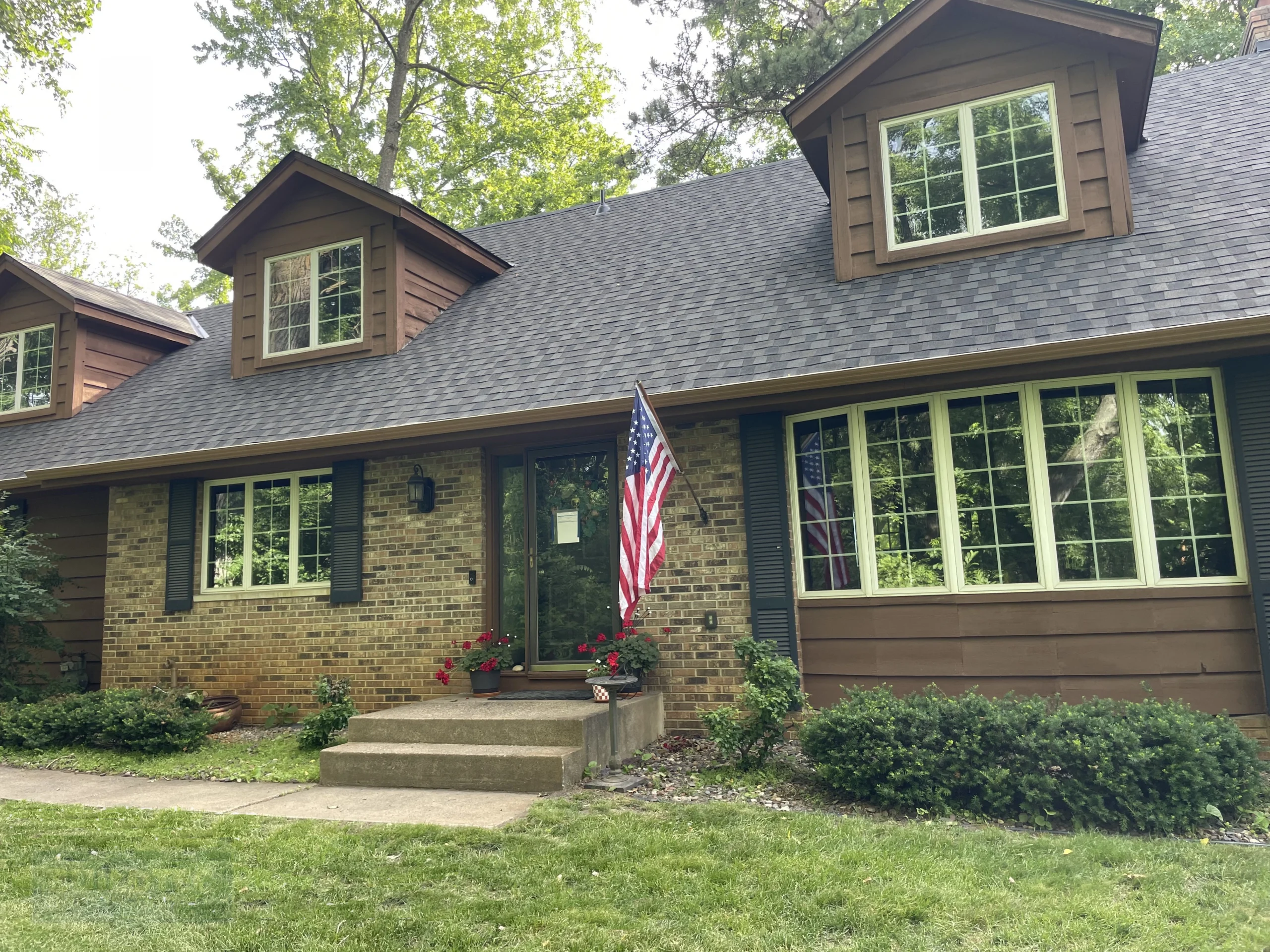 Roofing in Lake Elmo near Klondike Ave.