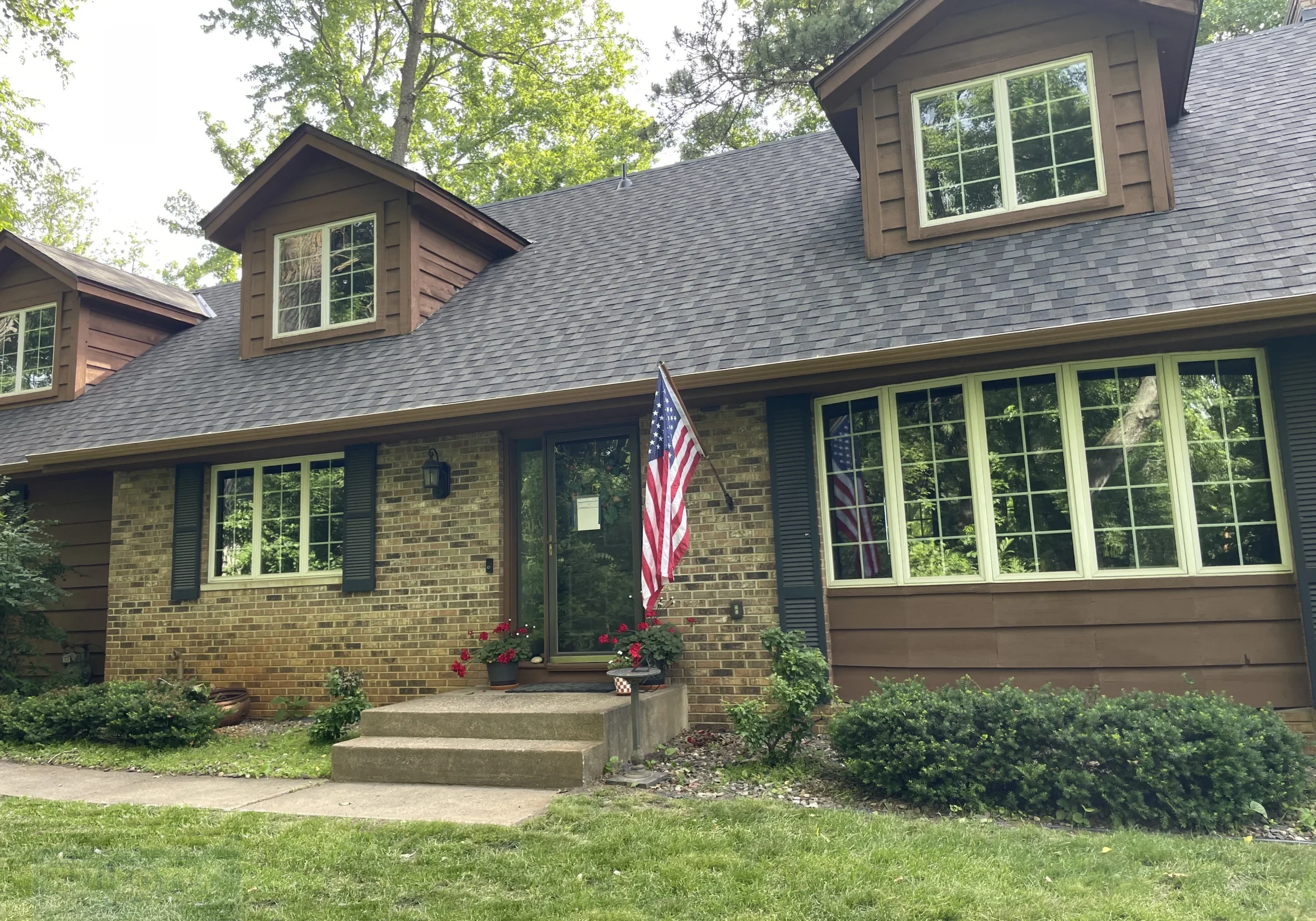Roofing in Lake Elmo near Klondike Ave.