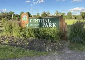 Central Park sign in Roseville MN, Buildtec serves homeowners throughout Roseville
